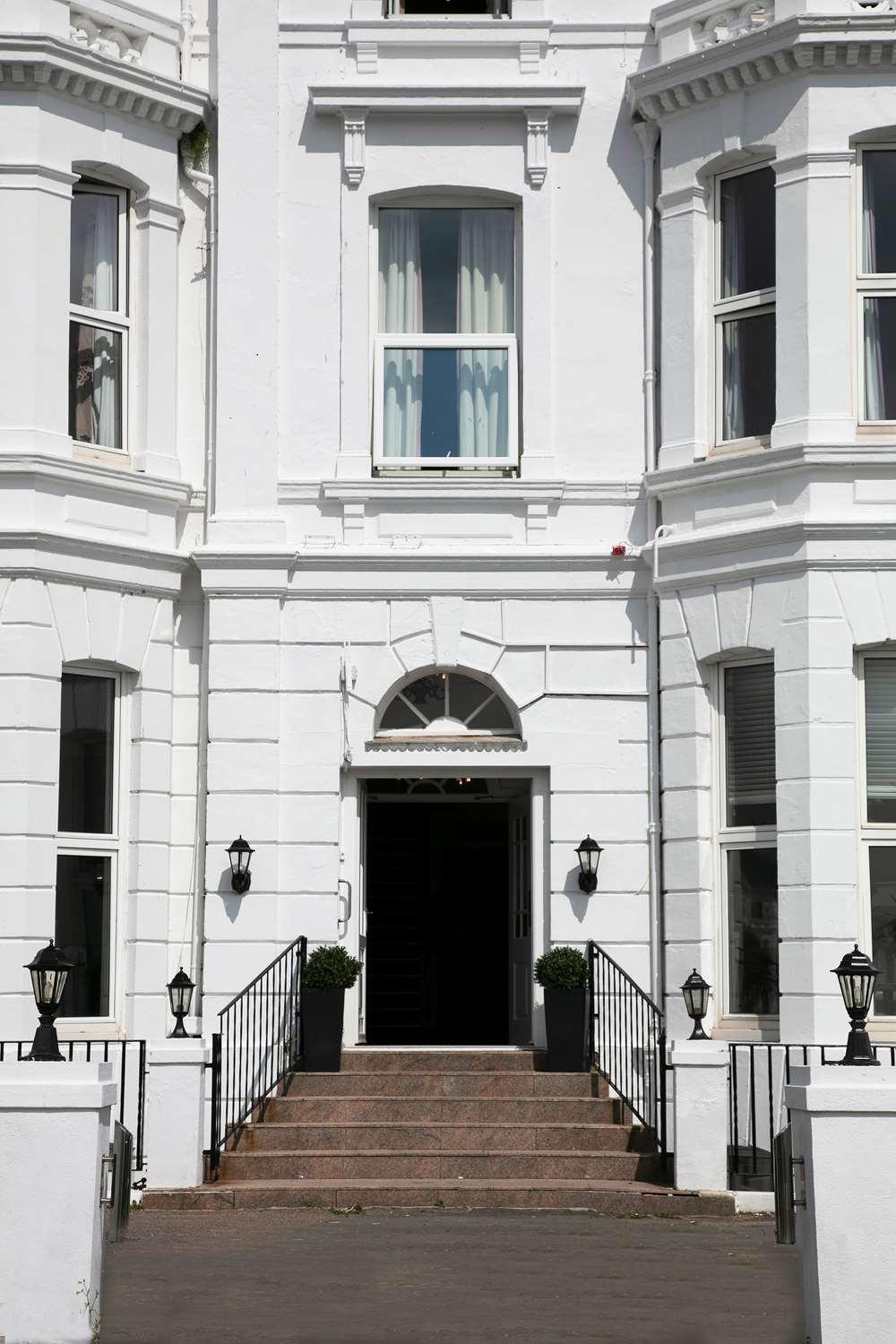 Exmouth Beach Hotel Exterior photo