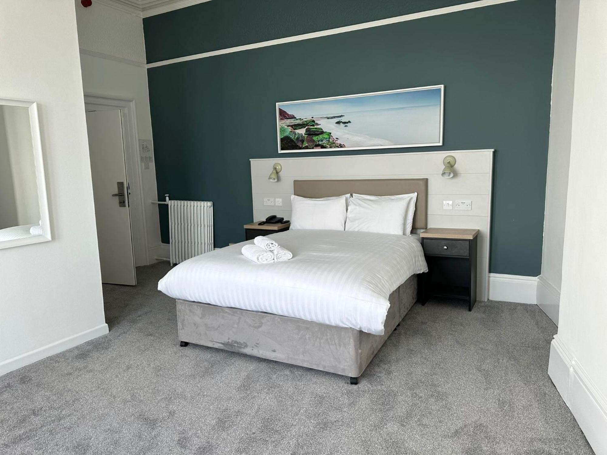 Exmouth Beach Hotel Exterior photo